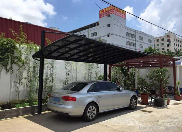 斜拉式車(chē)棚