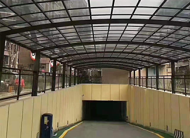 車(chē)棚